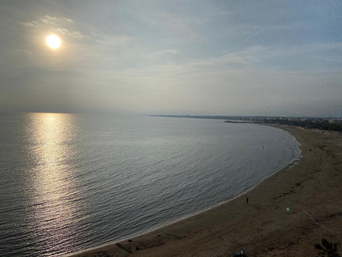 Appartement Spacieux, Front De Mer, Vue Splendide Σαλού Εξωτερικό φωτογραφία